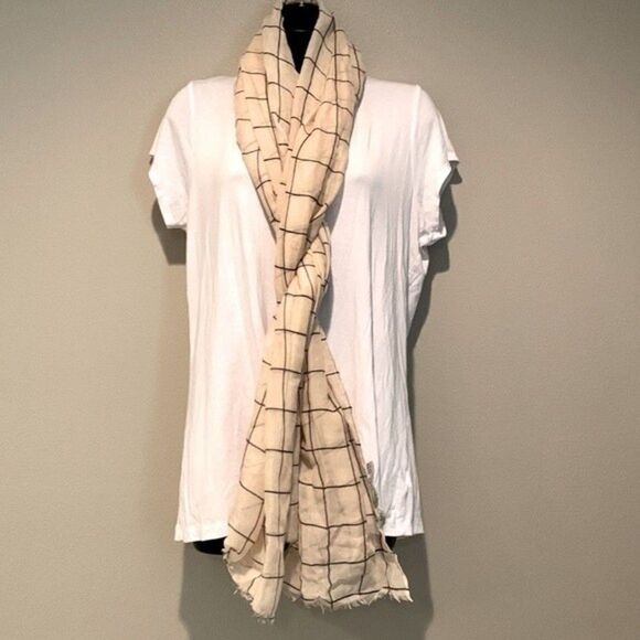 Rachel Pally Scarf - Picture 1 of 3